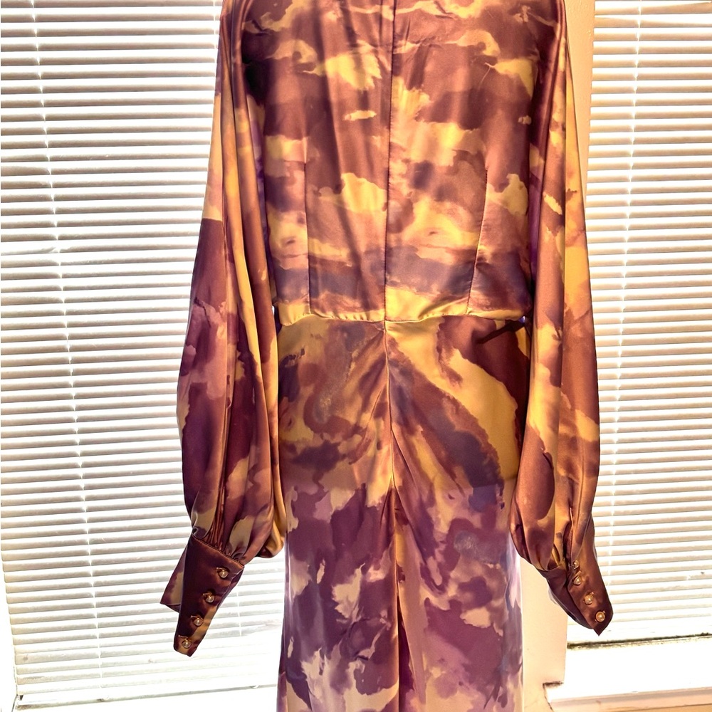 Elegant Purple and Cream Patterned Dress
